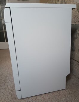 Prodám volně stojící myčku 60 cm - AEG F56322W0 - 5