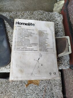 Křovinořez Homelite - 5
