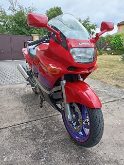 Kawasaki ZZR 600 - 5