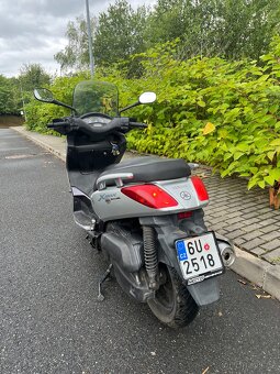Yamaha Xmax 125i - 5