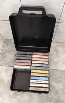 AUDIO KAZETY - KRYL/NEDVĚDI/BRONTOSAUŘI/DOBEŠ/TUČNÝ - 5