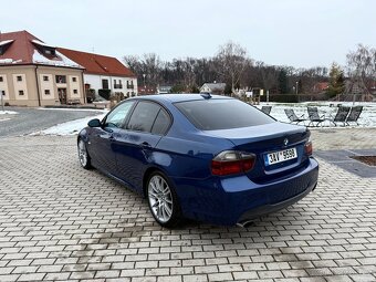 Bmw E90 320d M-Packet Servisní kniha - 5