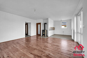 Prodej, rodinný dům 4+kk, novostavba, pozemek 1.111 m², Mist - 5