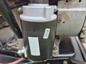 Motor pro zahradní sekací traktůrek - 5