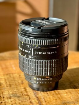 Nikon AF NIKKOR 24-85 mm f/2.8-4D IF - 5
