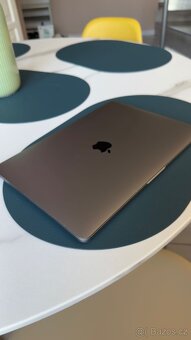 MacBook Pro 13 rok 2017 - 5