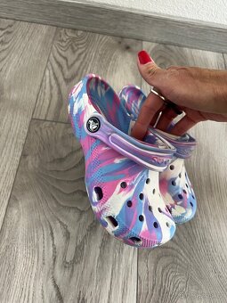 Crocs j1 - 5