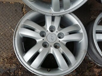 Hyundai 5x114.3 6.5jx16 et46 - 5