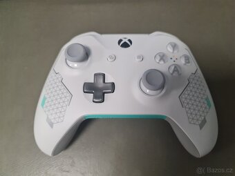 Xbox One Wireless Controller Sport White - 5