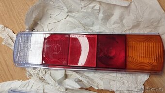 Škoda 100 110r nové kryty Zadních Světel - 5