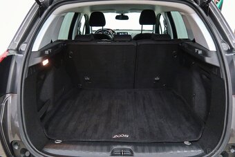 Peugeot 2008 1.2 PT 96kW,SIGNATURE,CARPLAY,ZÁRUKA,1.MAJ. - 5