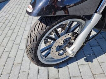 Piaggio Beverly 500 - 5