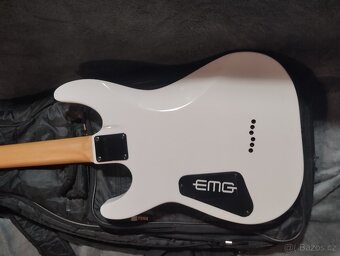 Schecter Omen 6 - 5