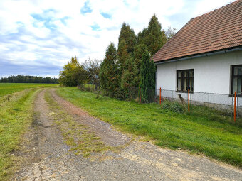 Chvalkovice - Střeziměřice -rodinný dům 3+1, pozemek 2066 m2 - 5