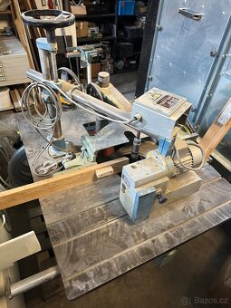 Spodní Freza s podavačem - 5