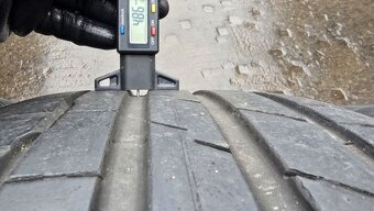 Letní pneu 255/40/19 Hankook - 5