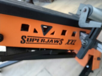 Nový přenosný stojanový svěrák Triton SuperJaws XXL - 5
