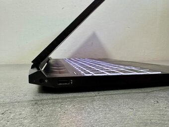 HERNÍ NOTEBOOK HP R5 5600H/16GB RAM/RTX 3050-Ti/500GB SSD - 5