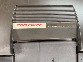 Profi běžecký pás Proform 720 – motorový, skládací - 5