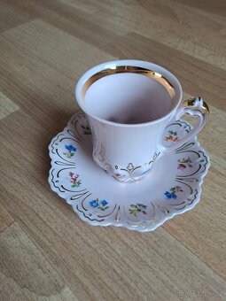 Šálek z růžového porcelánu - 5