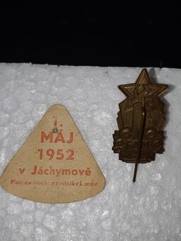 Štyri odznaky 1. M Á J A. - 5