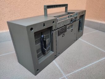 STEREO RADIO CASSETTE RECORDER SANYO M 9711LO. - 5