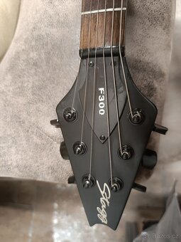 Stagg F300-GBK GothicBlack (použitá) - 5