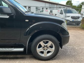 Nissan Navara 2.5dci 128kw 4x4 Manuál - 5