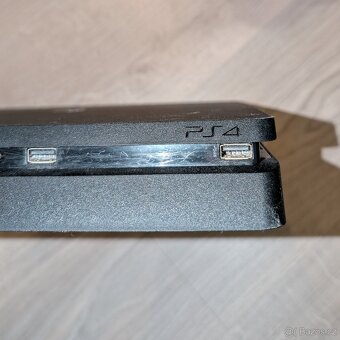 PS4, PlayStation 4 - 5