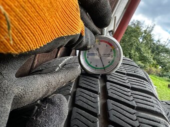 205/55 r16 zimní sada Octavia 3 - 5