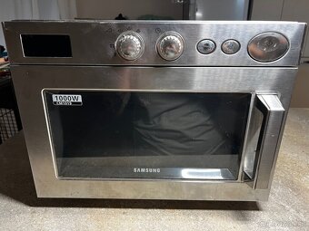 Profesionální mikrovlnka SAMSUNG CM 1019 - 5