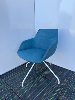 Nevyužité židle - 5