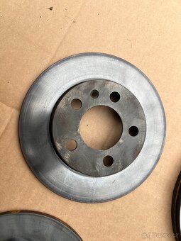 zánovní přední + zadní brzdy na škodu octavii 1 - 5