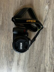 Nikon D5000 + Objektiv Nikon 18-55/3,5-5,6 G AF-S DC VR - 5