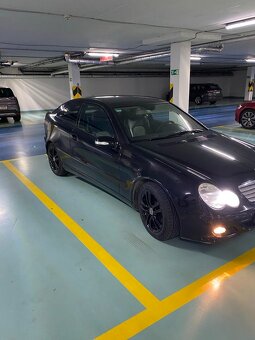 Mercedes Benz - 5