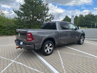 DODGE RAM 2019,5,7 Hemy LARAMIE 4X4/eTorque/8SPEED A/T - 5