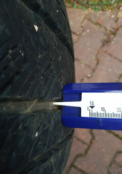 Pneu Gripmax SureGrip 215/55/17 - 5