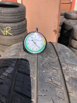 Letní pneu 215/65/15C - 5
