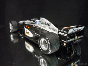 McLaren MP4/15 Hakkinen Formule F1 Hot Wheels 1/18 - 5