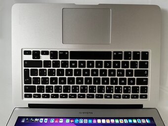 MacBook Air i5 8GB Ram 128GB SSD model 2017 (zakoupený 2020) - 5