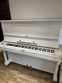 Bílé pianino Petrof - 5