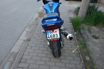 Yamaha FZS 600 - 5