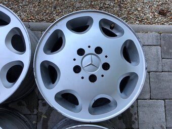 Mercedes půlměsíce, 8 loch, r15 - 5