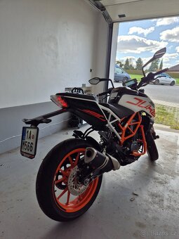 KTM 390 Duke - 5