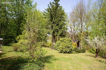 Prodej stavebního pozemku 792 m² - 5