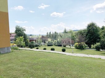 Prodej apartmánu s lodžií v oblíbeném hotelovém komplexu – F - 5