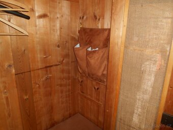 Starožitná skříň na chalupu - 5