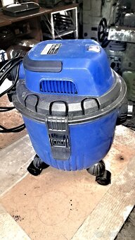 pracovní stůl+mnoho nářadí na dřevo - 5