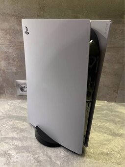 PlayStation 5 - 5