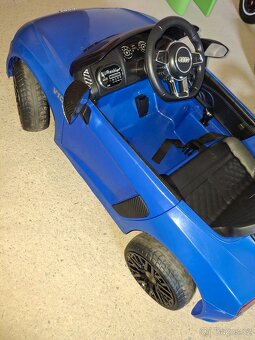 Elektrické autíčko audi r8 spyder - 5